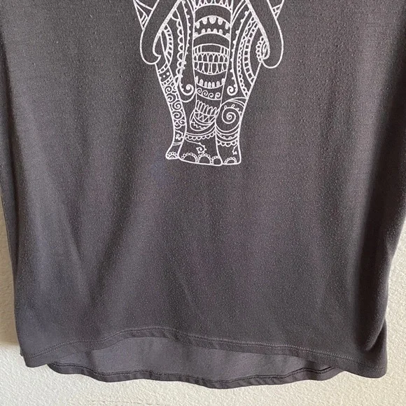 Zoe + Liv Charcoal Elephant Graphic Tee - Picture 6 of 9